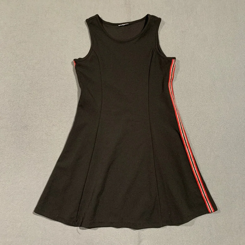 90s Athleisure Inspired Youth Large Black Sleeveless Dress‎ w Side Stripe Sporty